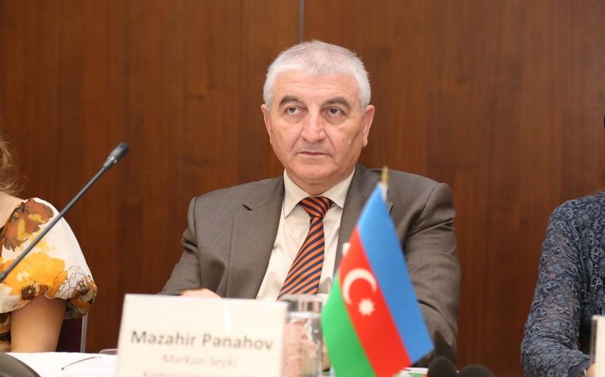 Məzahir Pənahov “Seçki-2024” Müstəqil Media Mərkəzinə baxış keçirib