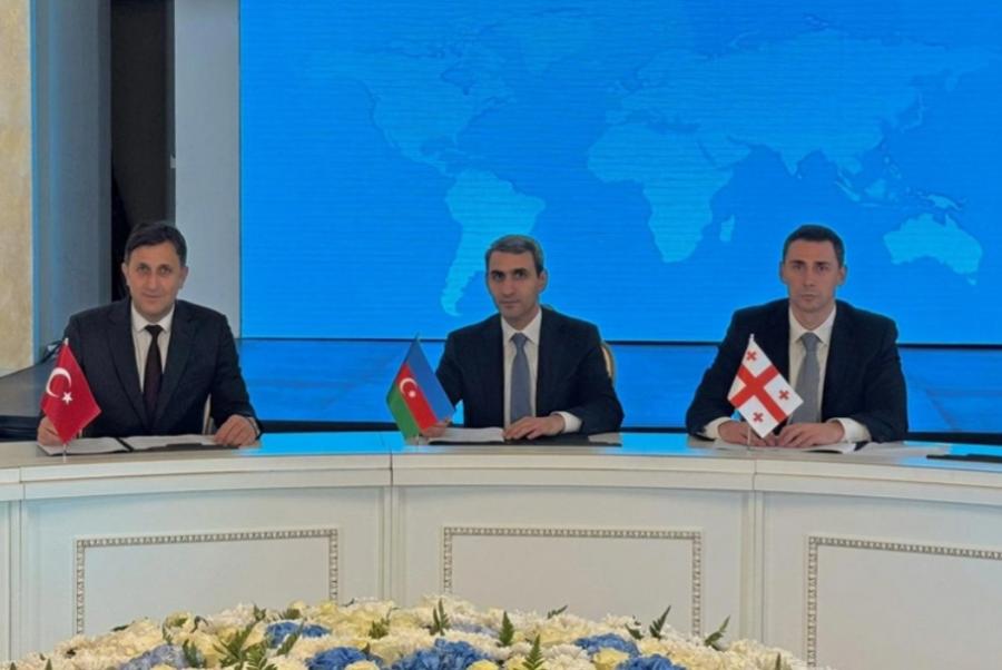 Bakı–Tbilisi–Qars dəmiryolu ilə yükdaşımalarla bağlı Anlaşma Memorandumu imzalanıb