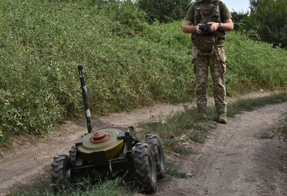 “The Independent”: Ukrayna ordusu döyüşdə yerüstü robotlardan istifadəni genişləndirir