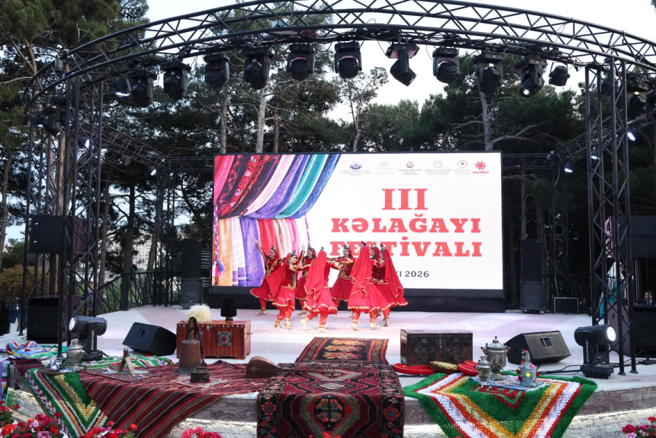 Kəlağayı Festivalı keçirilib