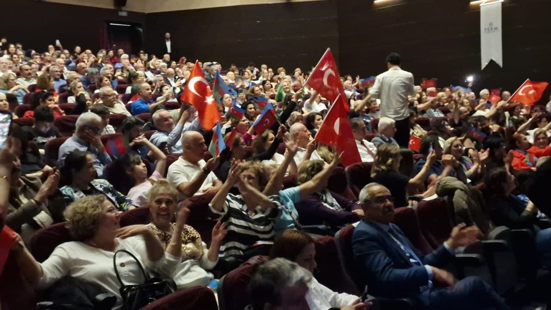 Azərbaycanın Müstəqillik Günü İstanbulda qeyd olunub
