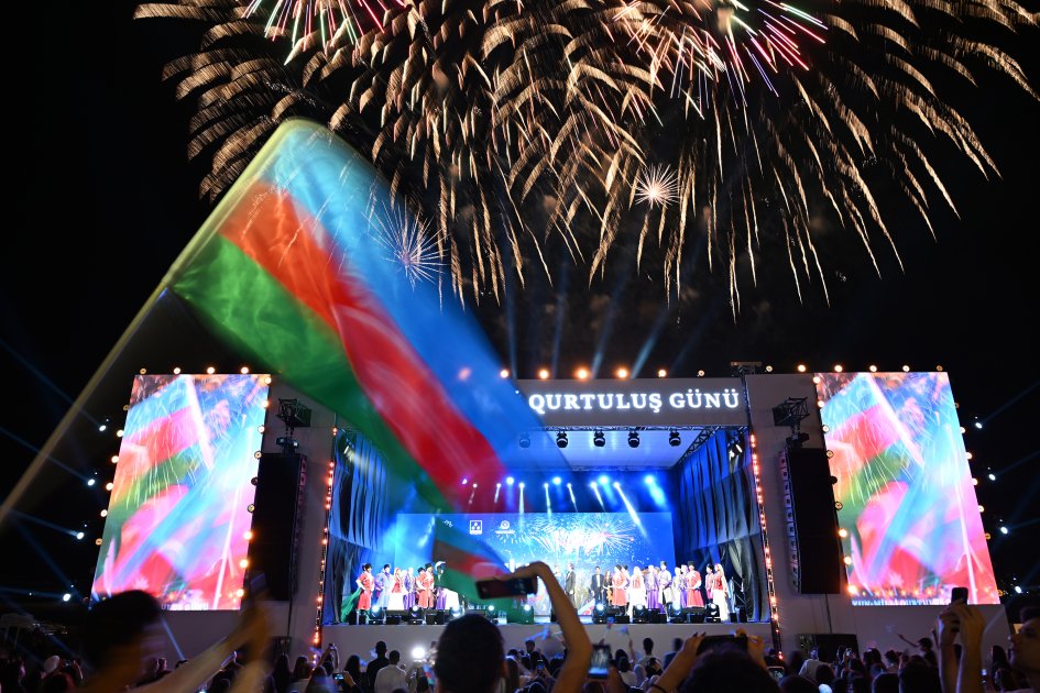 Bakıda Milli Qurtuluş Gününə həsr olunan bayram konserti