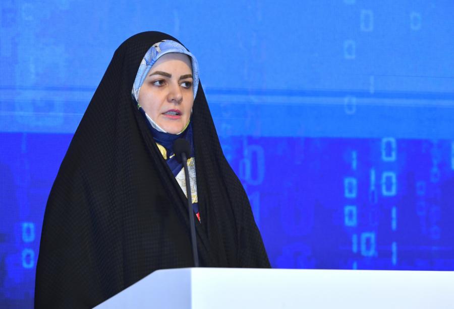 İran Prezidentinin qızı Mehriban Əliyevanı doğum günü münasibətilə təbrik edib