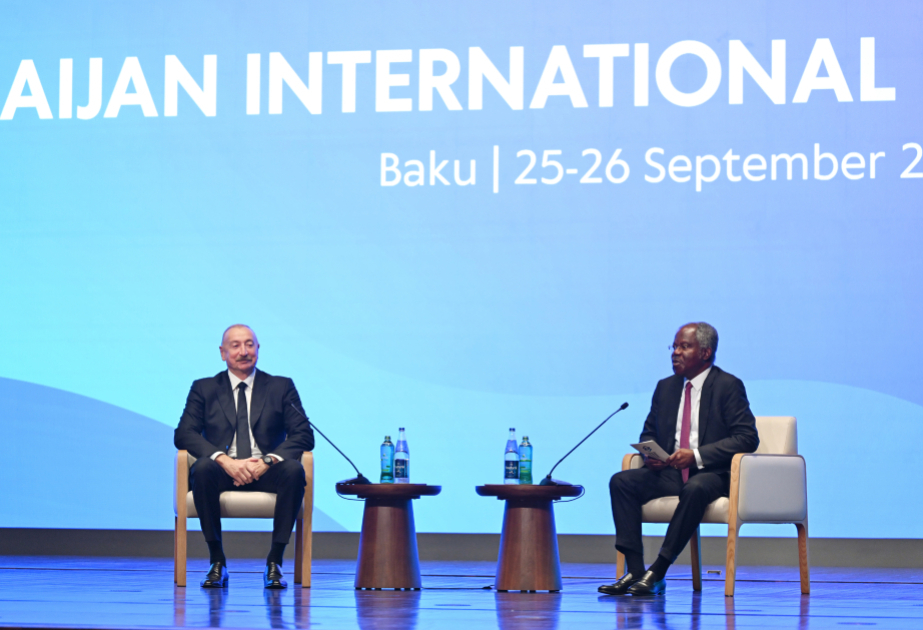 Dünya mediası Bakıda keçirilən Beynəlxalq İnvestisiya Forumundan yazıb