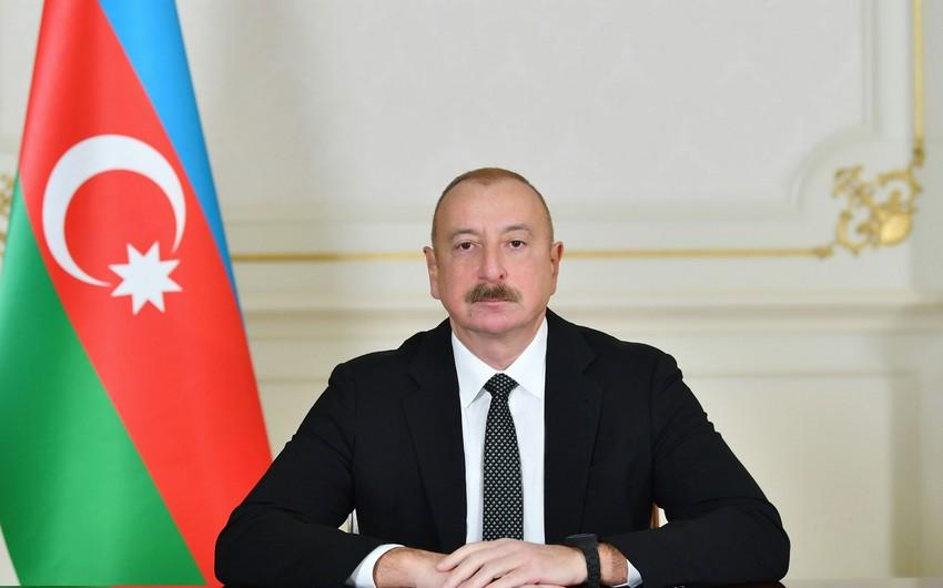 Prezident: Qarabağ və Şərqi Zəngəzurda dəmir yollarının inşası davam edir