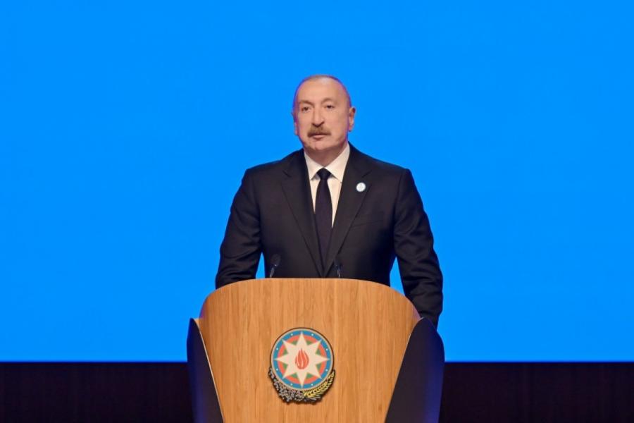 Prezident: Xarici siyasətimizi elə qurmalıyıq ki, heç kim bizim işimizə müdaxilə etməsin