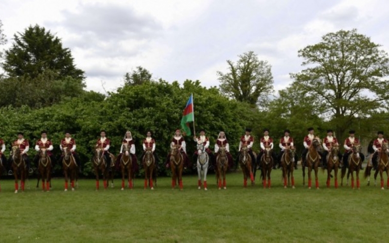 Les « Chevaliers » azerbaïdjanais présentent un show spectaculaire en Angleterre