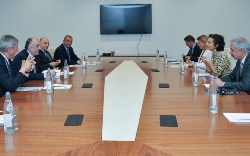 Azerbaijani FM meets with UNESCO Director-General