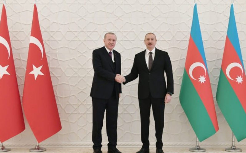 Aliyev, Karadeniz’deki doğal gaz keşfi nedeniyle Erdoğan’ı kutladı