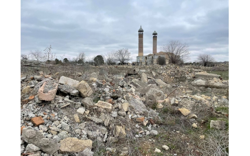 Hətta Suriyanın Homs şəhərində bu qədər böyük dağıntılar görmədim - Ukraynalı hərbi müxbir Ağdamda