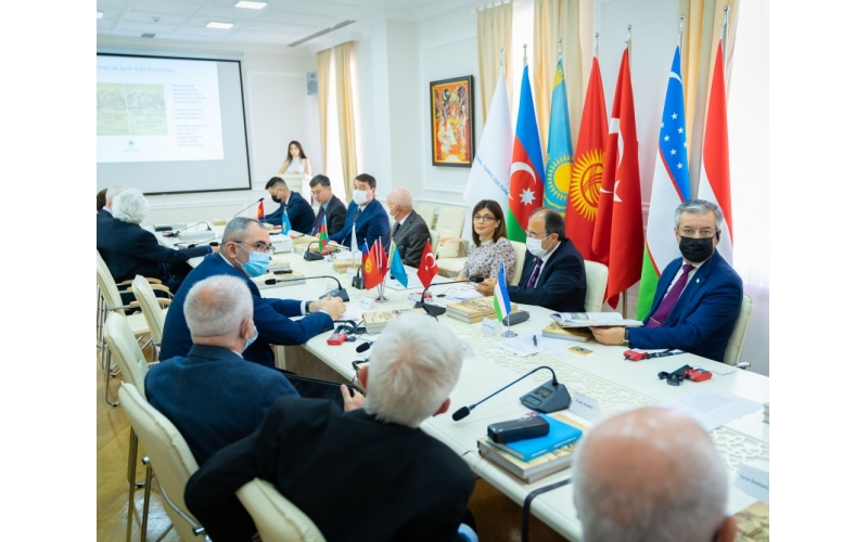 “Azərbaycan İpək Yolu üzərində” kitabının təqdimatı