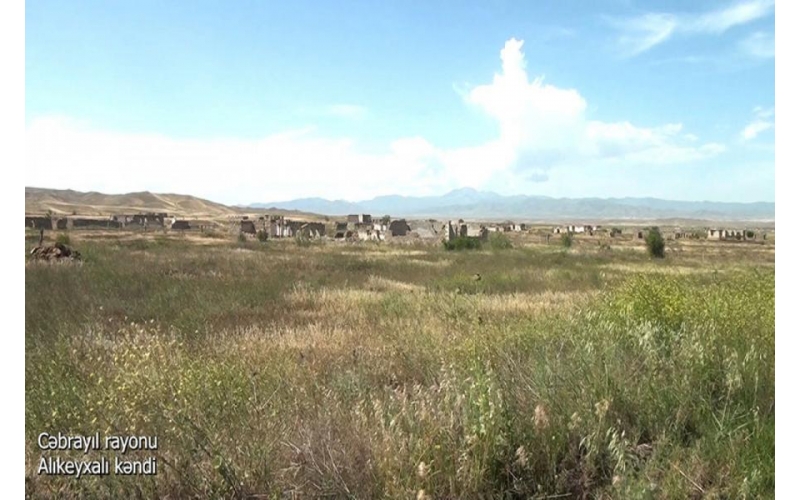 Azerbaijan’s Defense Ministry releases video footages of Alikeykhali village, Jabrayil district