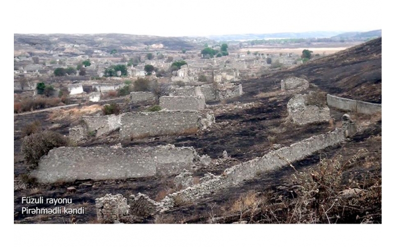 Azerbaijan shows footage from liberated Pirahmadli village of Fuzuli district (VIDEO)