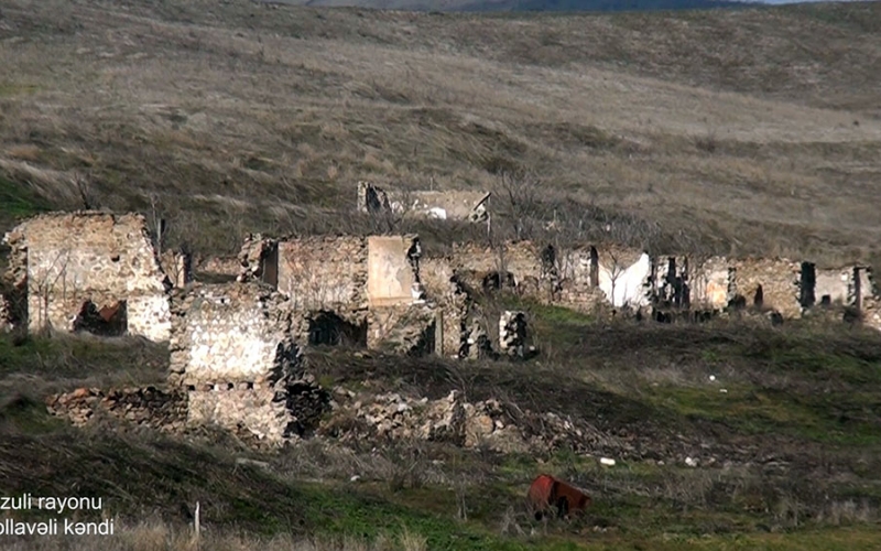 Une vidéo du village de Mollaveli de la région de Fuzouli a été diffusée