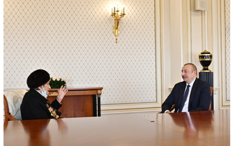 President Ilham Aliyev presented “Istiglal” Order to Chairperson of Organization of War, Labor, and Armed Forces Veterans Fatma Sattarova