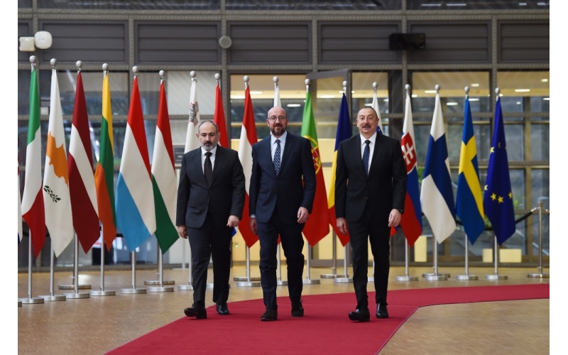 Meeting of President Ilham Aliyev with President of European Council and Prime Minister of Armenia in format of working dinner was held in Brussels