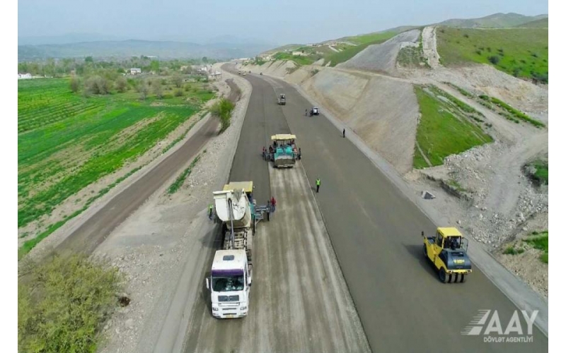 Xudafərin-Qubadlı-Laçın yolunun inşası sürətlə aparılır - Video