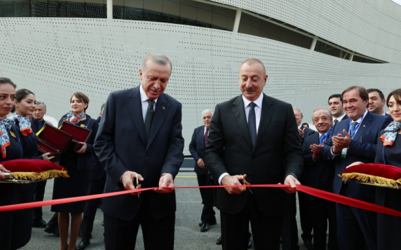 Zengilan Havalimanı Erdoğan ve Aliyev’in katıldığı törenle açıldı