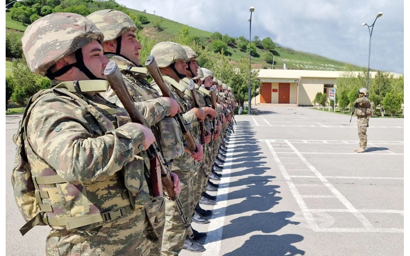 Hərbi vəzifəlilərin növbəti təlim toplanışı keçirilir